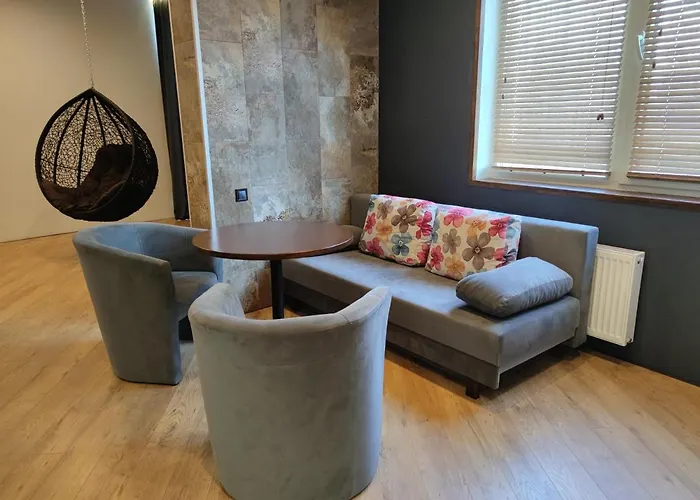 Apartament стильный лофт с подвесным креслом в аркадии возле моря!