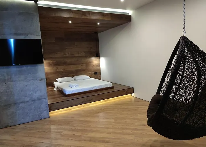 стильный лофт с подвесным креслом в аркадии возле моря! Oděsa